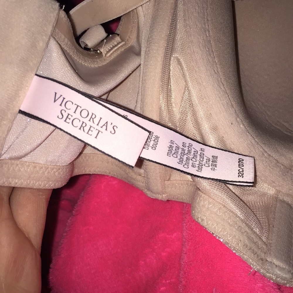 VS Bra - Picture 2 of 3